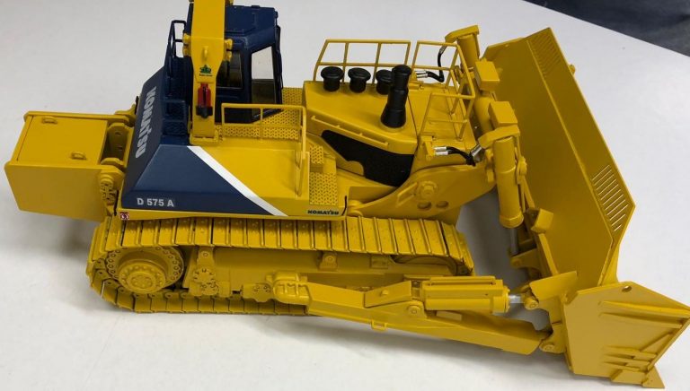 KOMATSU D575 A2 Dozer. 1:50 scale. PRE-ORDERS ARE NOW CLOSED. Price TBC.